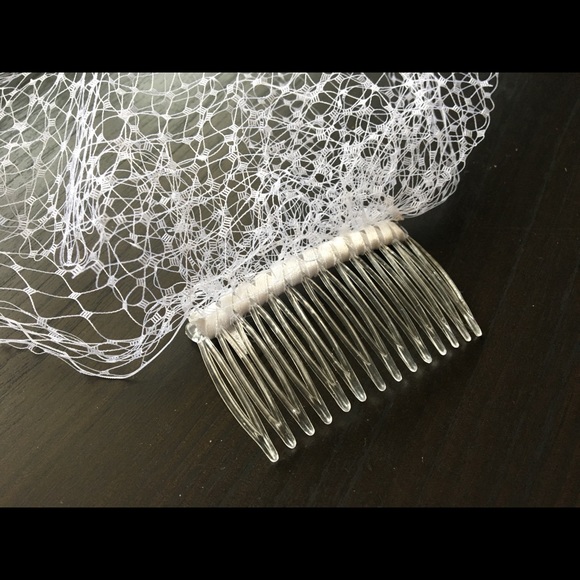 White Bride Bridal Birdcage Veil - Picture 3 of 7